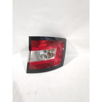 Recambio de piloto trasero derecho para skoda fabia iii station wagon (nj5) 1.0 tsi referencia OEM IAM 6V9945112/6V9945096  