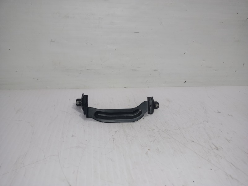 Recambio de soporte para renault trafic furgón l1h1 2,7t referencia OEM IAM 244380003R  