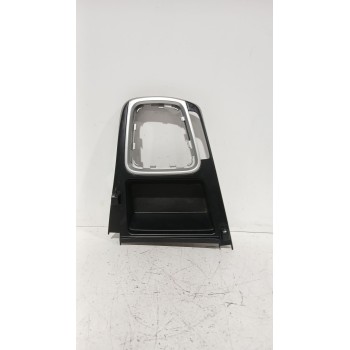 Recambio de moldura para kia ceed (cd) 1.0 t-gdi referencia OEM IAM 84615J7000  