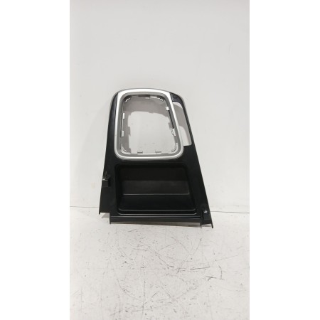 Recambio de moldura para kia ceed (cd) 1.0 t-gdi referencia OEM IAM 84615J7000  