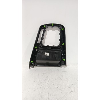 Recambio de moldura para kia ceed (cd) 1.0 t-gdi referencia OEM IAM 84615J7000  