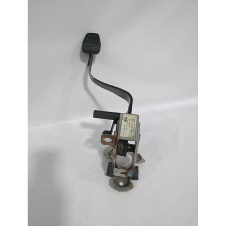 Recambio de pedal embrague para mitsubishi colt vi (z3_a, z2_a) 1.1 (z31a, z32a) referencia OEM IAM MR955197  