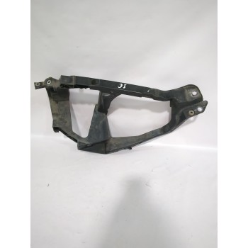 Recambio de soporte faro izquierdo para mitsubishi colt vi (z3_a, z2_a) 1.1 (z31a, z32a) referencia OEM IAM MN105059  