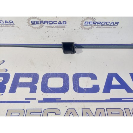 Recambio de moldura interior para mercedes-benz clase a (w169) 1.7 cat referencia OEM IAM A1698100179  