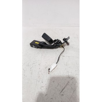 Recambio de enganche cinturon trasero izquierdo para kia ceed (cd) 1.0 t-gdi referencia OEM IAM 89840J7000  