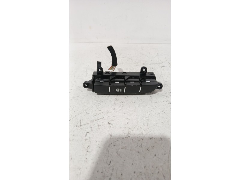 Recambio de interruptor para kia ceed (cd) 1.0 t-gdi referencia OEM IAM 93300J7010  