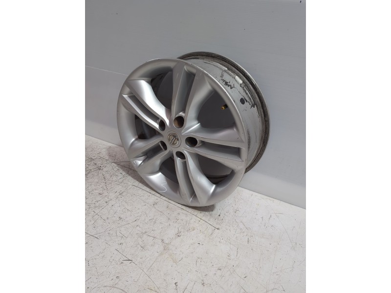 Recambio de llanta para nissan qashqai i (j10, nj10) 1.5 dci referencia OEM IAM 40300BR07A  