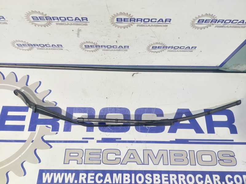 Recambio de brazo limpia delantero derecho para mercedes-benz clase a (w169) 1.7 cat referencia OEM IAM A1698201745  