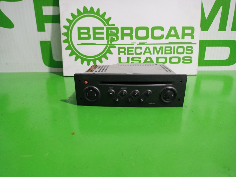 Recambio de sistema audio / radio cd para renault scenic ii 1.5 dci diesel referencia OEM IAM 8200300859  