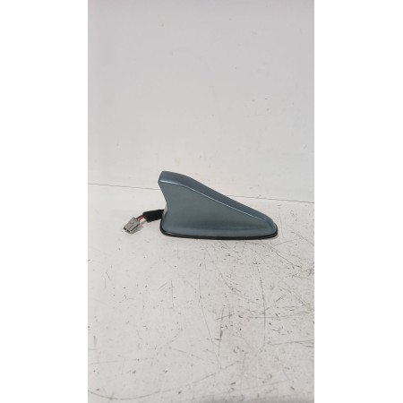 Recambio de antena para kia ceed (cd) 1.0 t-gdi referencia OEM IAM 96210J7000  