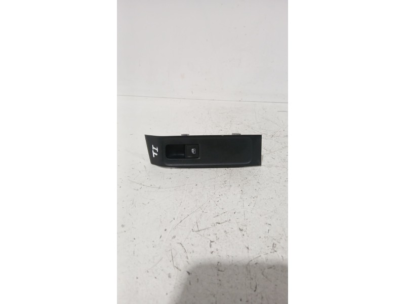Recambio de mando elevalunas trasero izquierdo para skoda fabia iii station wagon (nj5) 1.0 tsi referencia OEM IAM 6V0959855  