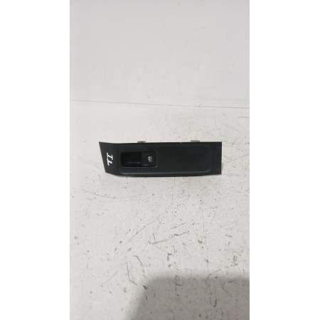 Recambio de mando elevalunas trasero izquierdo para skoda fabia iii station wagon (nj5) 1.0 tsi referencia OEM IAM 6V0959855  