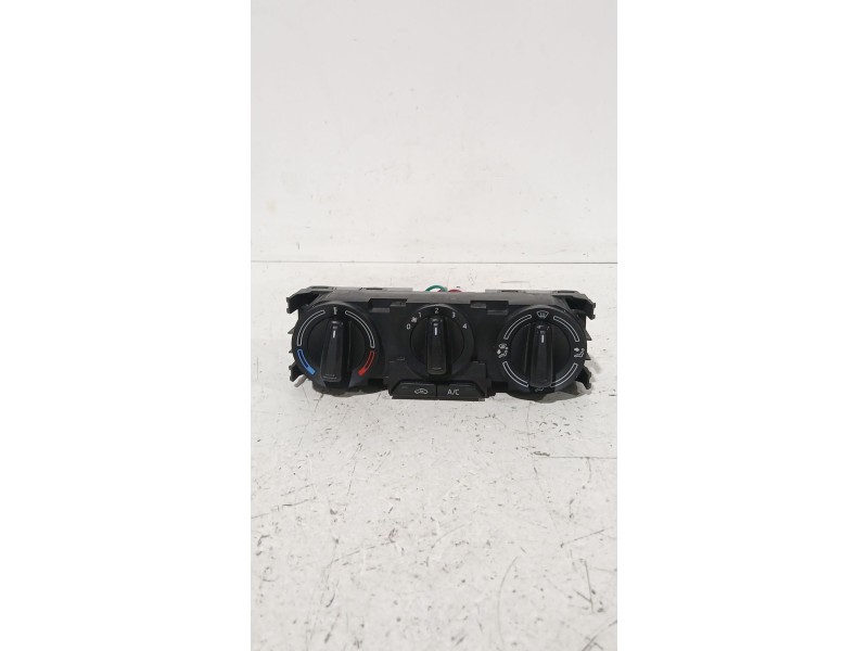 Recambio de mando calefaccion / aire acondicionado para skoda fabia iii station wagon (nj5) 1.0 tsi referencia OEM IAM 6V0820045