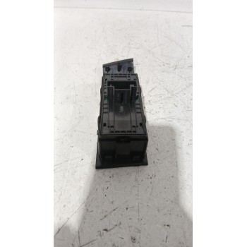 Recambio de mando elevalunas delantero izquierdo para skoda fabia iii station wagon (nj5) 1.0 tsi referencia OEM IAM 5E0959857A 