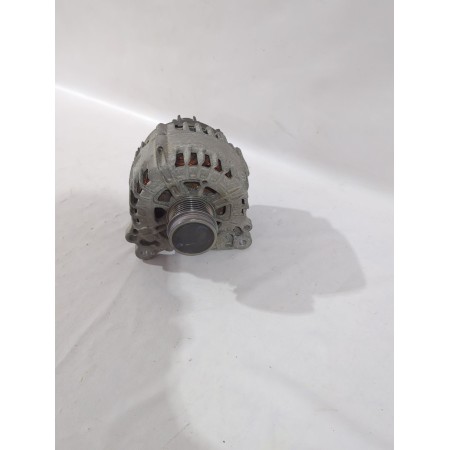 Recambio de alternador para skoda fabia iii station wagon (nj5) 1.0 tsi referencia OEM IAM 04E903024Q  