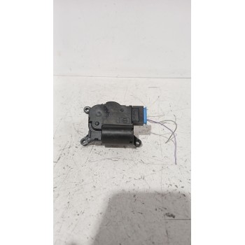 Recambio de motor apertura trampilla para skoda fabia iii station wagon (nj5) 1.0 tsi referencia OEM IAM 3093819  