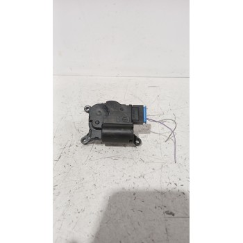 Recambio de motor apertura trampilla para skoda fabia iii station wagon (nj5) 1.0 tsi referencia OEM IAM 3093819  