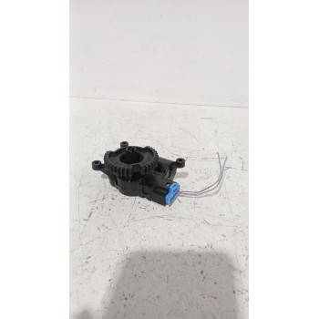 Recambio de motor apertura trampilla para skoda fabia iii station wagon (nj5) 1.0 tsi referencia OEM IAM 3093819  