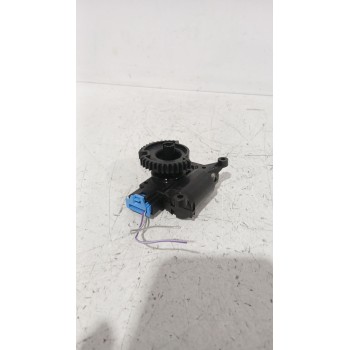 Recambio de motor apertura trampilla para skoda fabia iii station wagon (nj5) 1.0 tsi referencia OEM IAM 3093819  