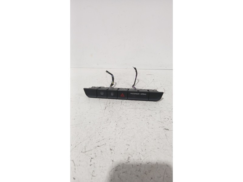 Recambio de warning para skoda fabia iii station wagon (nj5) 1.0 tsi referencia OEM IAM 6V0927132A  