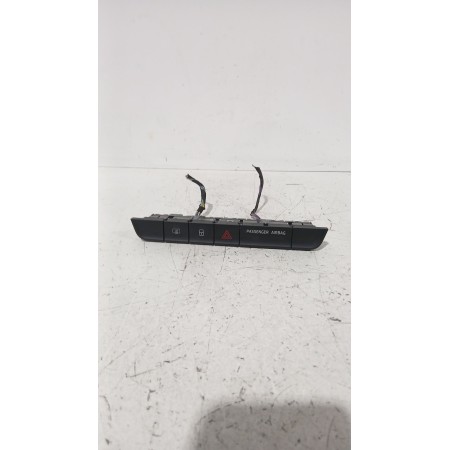 Recambio de warning para skoda fabia iii station wagon (nj5) 1.0 tsi referencia OEM IAM 6V0927132A  