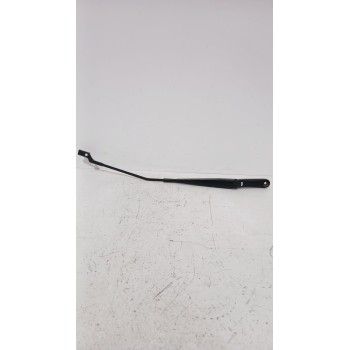BRAZO LIMPIA DELANTERO DERECHO 6V1955410B 