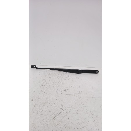 Recambio de brazo limpia delantero izquierdo para skoda fabia iii station wagon (nj5) 1.0 tsi referencia OEM IAM 6V1955409B  