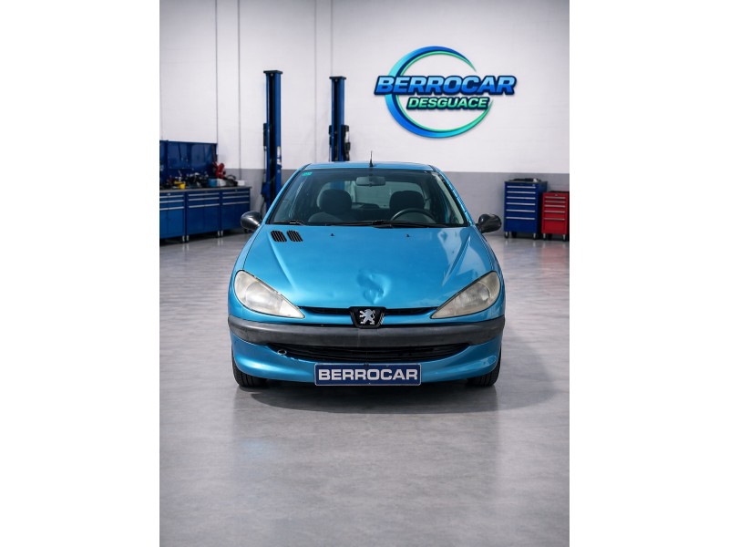 PEUGEOT 206 BERLINA