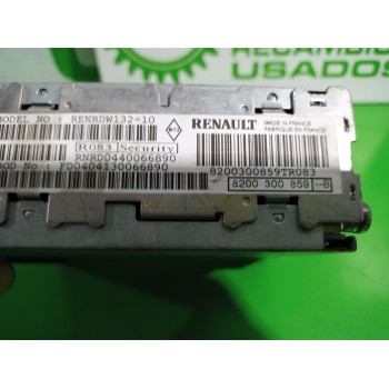 Recambio de sistema audio / radio cd para renault scenic ii 1.5 dci diesel referencia OEM IAM 8200300859  