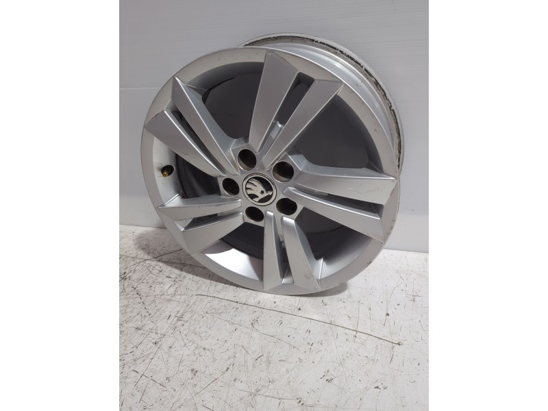 Recambio de llanta para skoda fabia iii station wagon (nj5) 1.0 tsi referencia OEM IAM 6V0601025M/60JX15H2ET38  