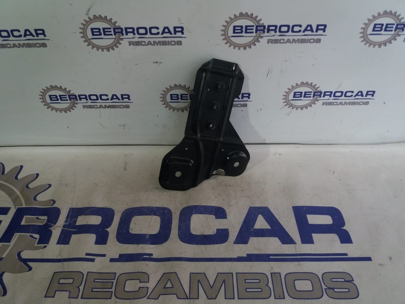 Recambio de soporte para opel insignia berlina 2.0 16v cdti referencia OEM IAM 13310744  