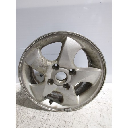 Recambio de llanta para kia carens 2.0 turbodiesel cat referencia OEM IAM K9965R46050  