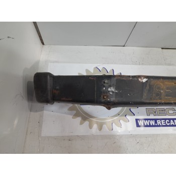 Recambio de paragolpes delantero para mitsubishi montero (l040) 2.5 turbodiesel referencia OEM IAM MB593061  