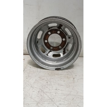 Recambio de llanta para iveco daily caja cerrada (1999 =>) 2.8 diesel cat referencia OEM IAM 504003566  