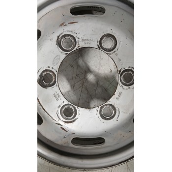 Recambio de llanta para iveco daily caja cerrada (1999 =>) 2.8 diesel cat referencia OEM IAM 504003566  