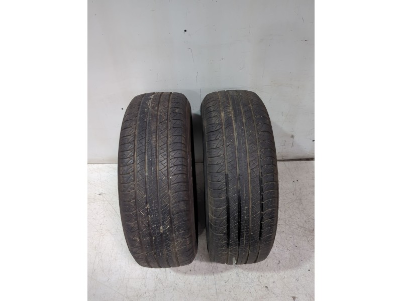 Recambio de neumaticos para land rover freelander 2 (l359) 2.2 td4 4x4 referencia OEM IAM 235/ 65R17104H  