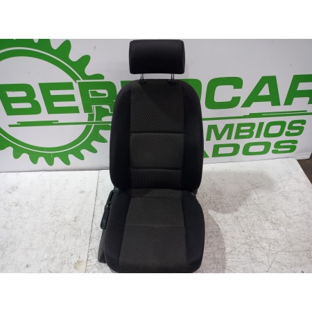 Recambio de asiento delantero derecho para audi a6 berlina (4f2) 2.4 referencia OEM IAM 4F081106  