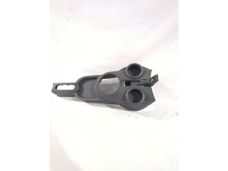 Recambio de consola central para mitsubishi colt vi (z3_a, z2_a) 1.1 (z31a, z32a) referencia OEM IAM 8011A288HA  