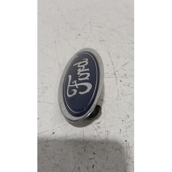 Recambio de emblema para ford puma (j2k, cf7) 1.0 ecoboost referencia OEM IAM C1BB8B262AA  