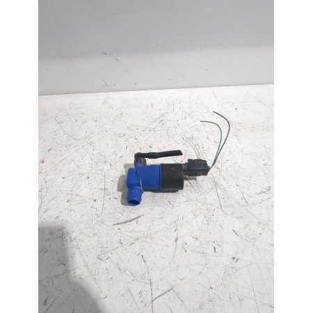 Recambio de bomba limpia para smart forfour hatchback (453) electric drive / eq (453.091) referencia OEM IAM 4538600126  