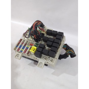 Recambio de caja reles / fusibles para mitsubishi colt vi (z3_a, z2_a) 1.1 (z31a, z32a) referencia OEM IAM MN108319  