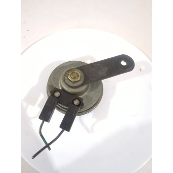 Recambio de claxon para mitsubishi colt vi (z3_a, z2_a) 1.1 (z31a, z32a) referencia OEM IAM MR957449 / E9011163  