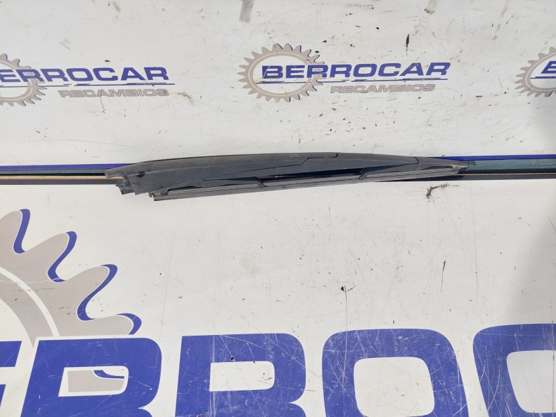 Recambio de brazo limpia trasero para mercedes-benz clase a (w169) 1.7 cat referencia OEM IAM A1698200044  