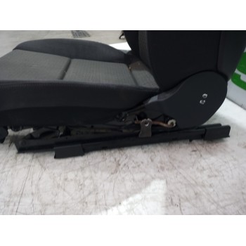 Recambio de asiento delantero derecho para audi a6 berlina (4f2) 2.4 referencia OEM IAM 4F081106  