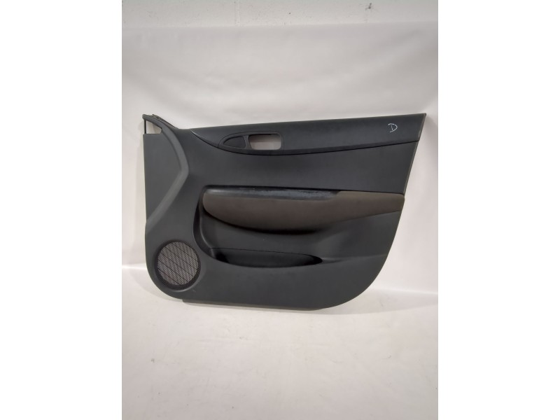 Recambio de guarnecido puerta delantera derecha para hyundai i20 i (pb, pbt) 1.2 referencia OEM IAM 823601J010  