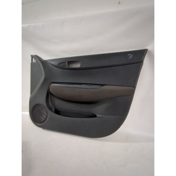 Recambio de guarnecido puerta delantera derecha para hyundai i20 i (pb, pbt) 1.2 referencia OEM IAM 823601J010  