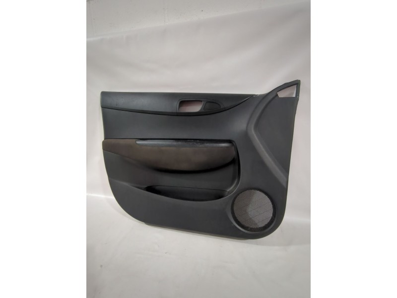 Recambio de guarnecido puerta delantera izquierda para hyundai i20 i (pb, pbt) 1.2 referencia OEM IAM 823301J000  