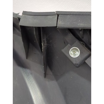 Recambio de guarnecido puerta delantera izquierda para hyundai i20 i (pb, pbt) 1.2 referencia OEM IAM 823301J000  