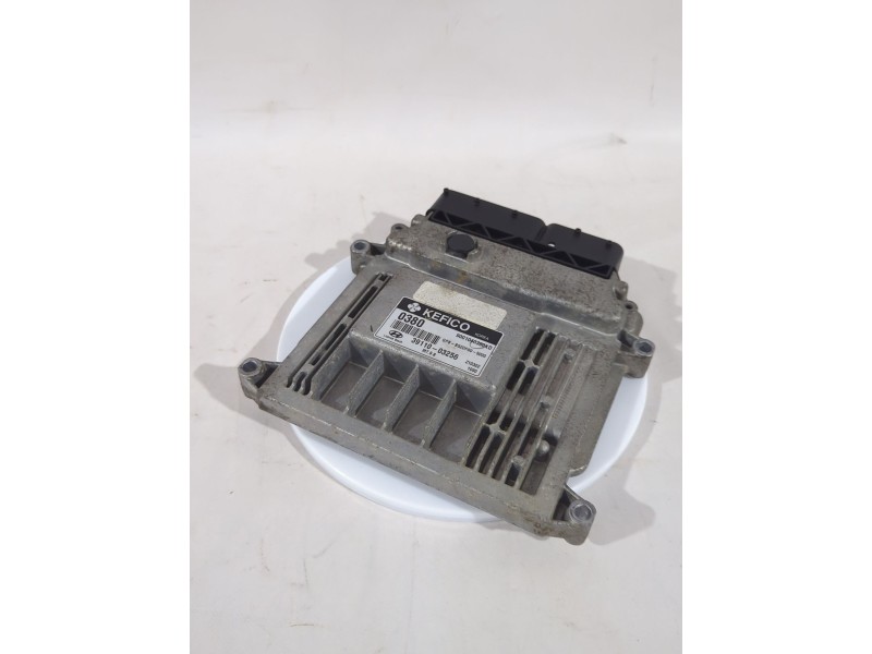 Recambio de centralita motor uce para hyundai i20 i (pb, pbt) 1.2 referencia OEM IAM 9001040380KD / 3911003256  