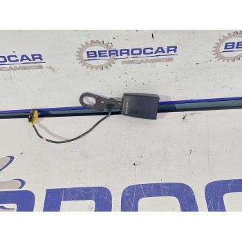 Recambio de anclaje cinturon para mercedes-benz clase a (w169) 1.7 cat referencia OEM IAM A1698603069  